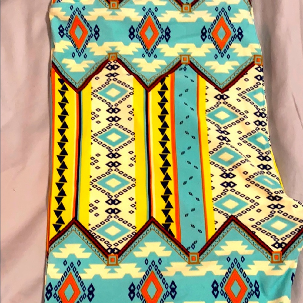 Lula Roe Patterned Leggings Size TC